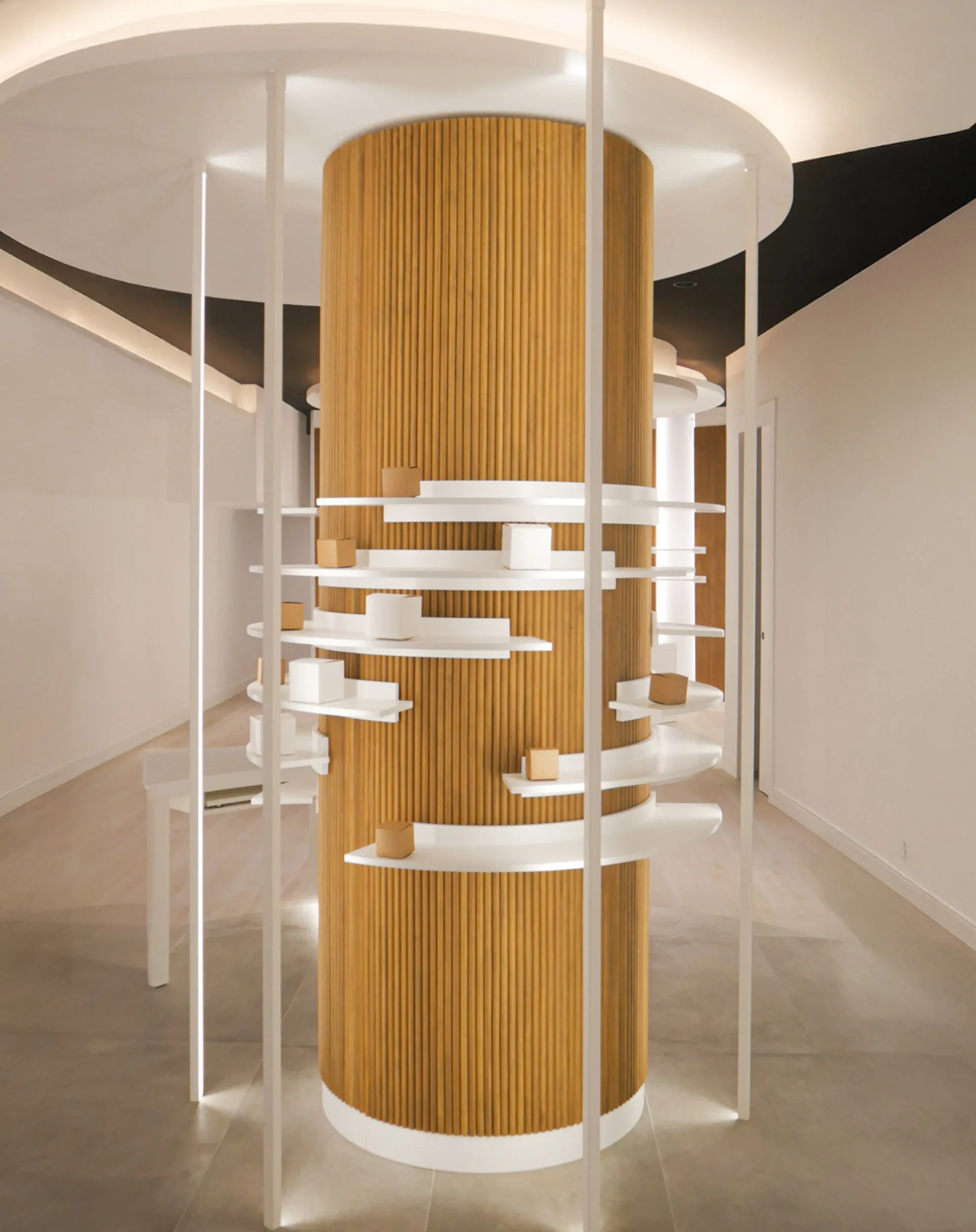 Expositor Totem - 4